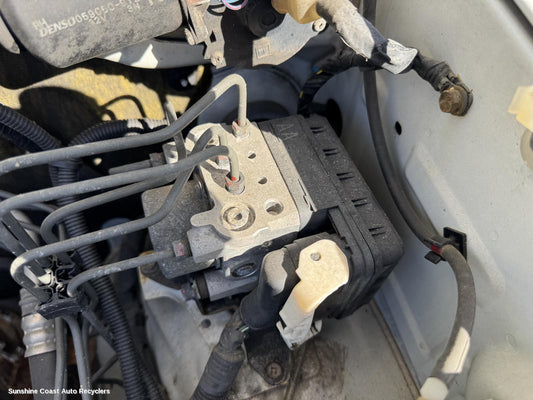 2011 Suzuki Jimny Abs Pump Modulator