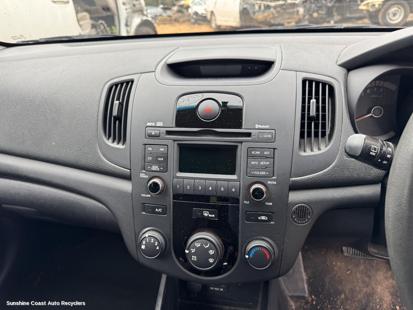 2013 Kia Cerato Radio Cd Dvd Sat Tv