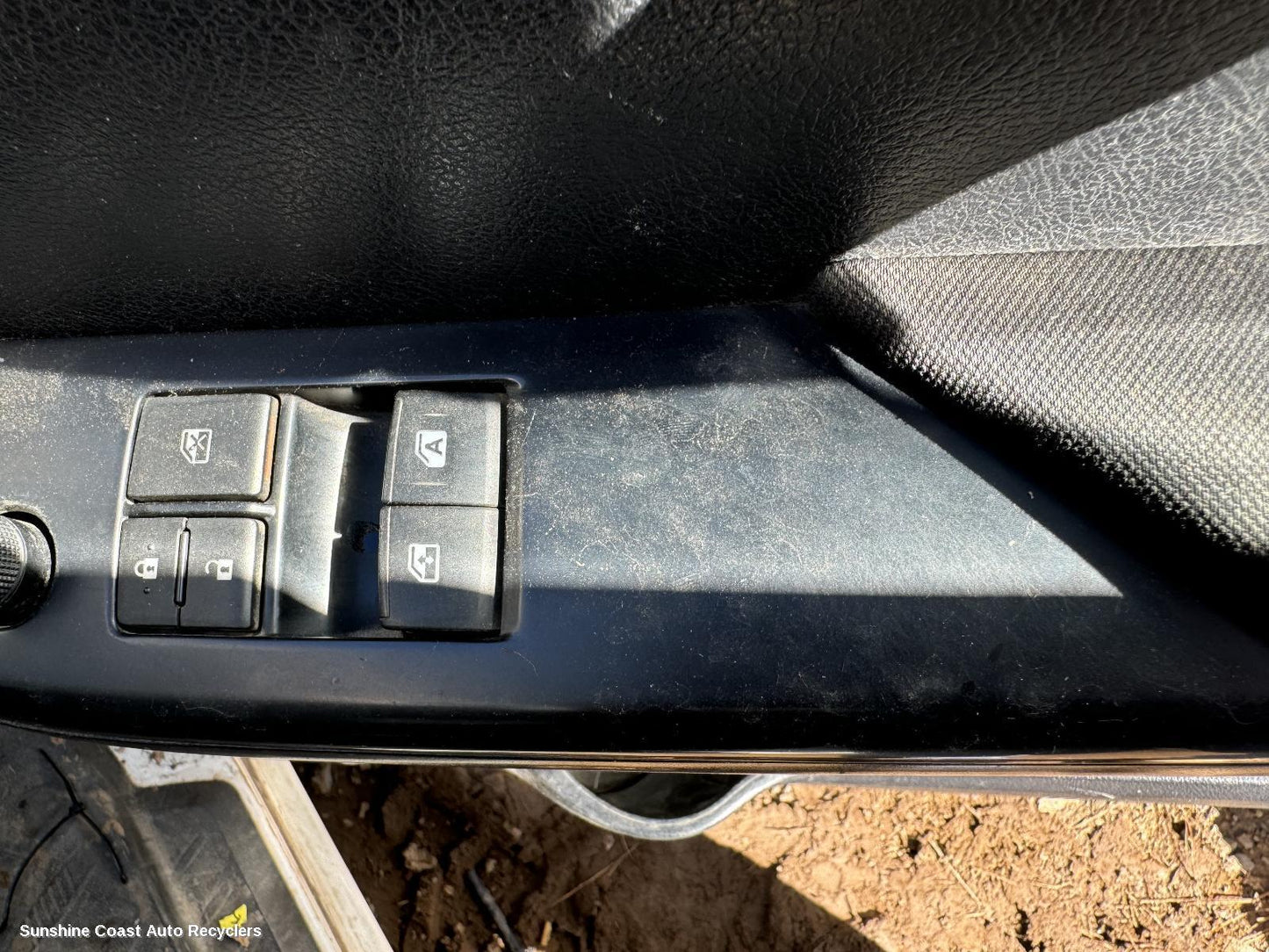 2017 Toyota Hilux Pwr Dr Wind Switch
