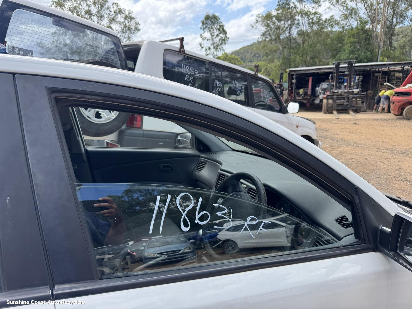 2007 Kia Rio Right Front Door Window