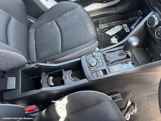 2023 Mazda Cx3 Console