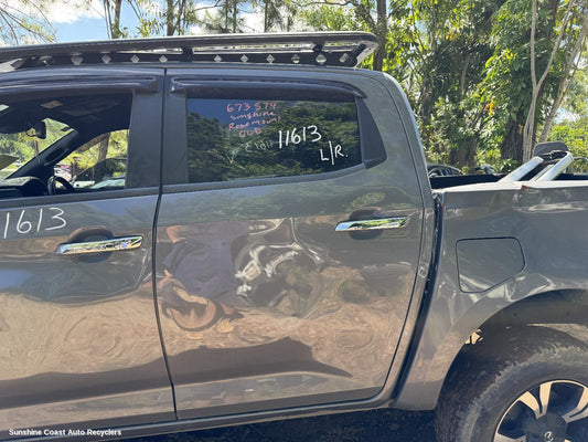 2022 Mazda Bt50 Left Rear Door Sliding