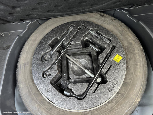 2011 Hyundai I30 Jack Tool Kit