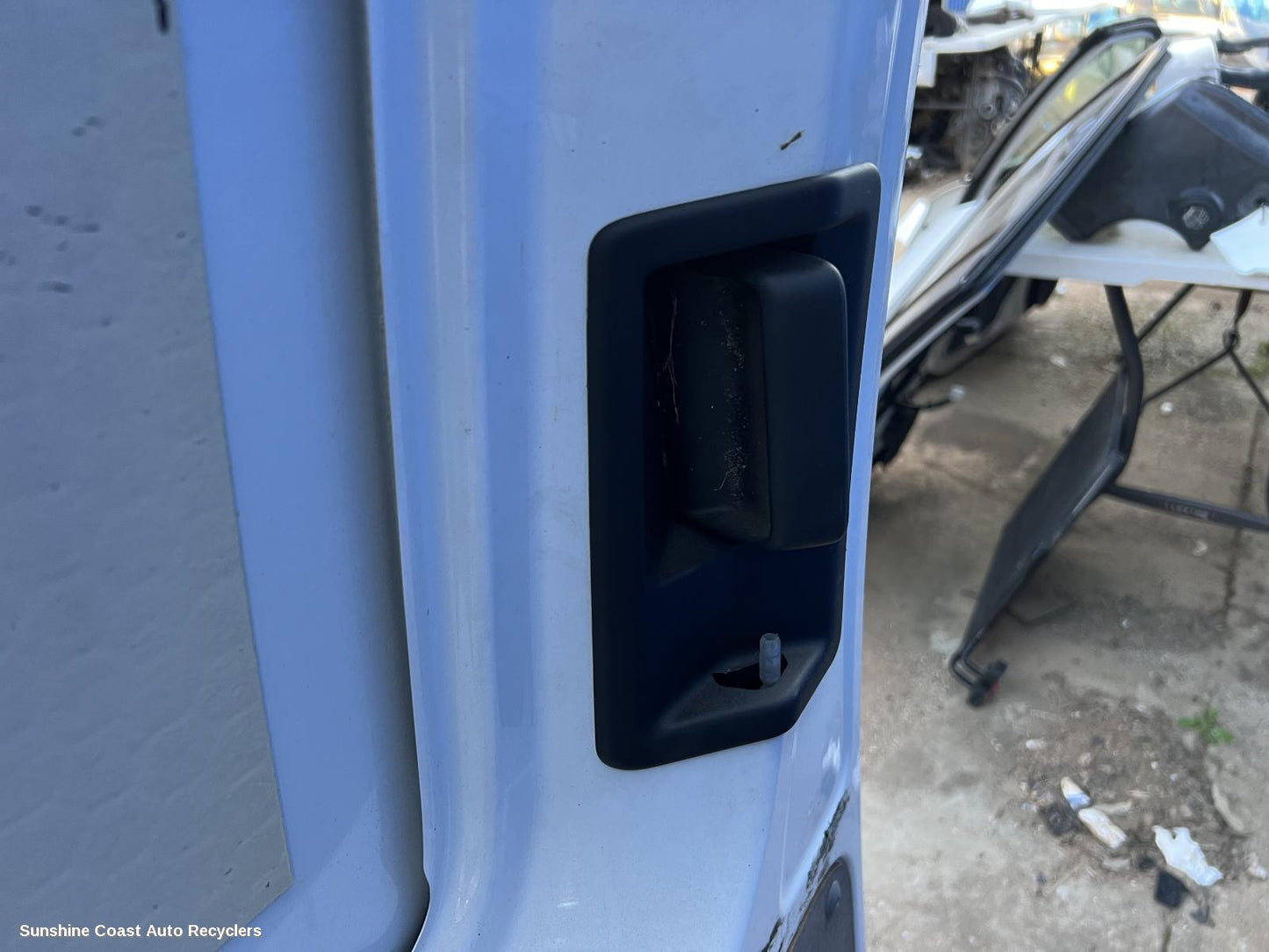 2010 Volkswagen Caddy Left Rear Door Sliding