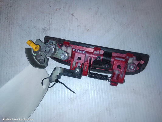 2007 Kia Rio Door Handle