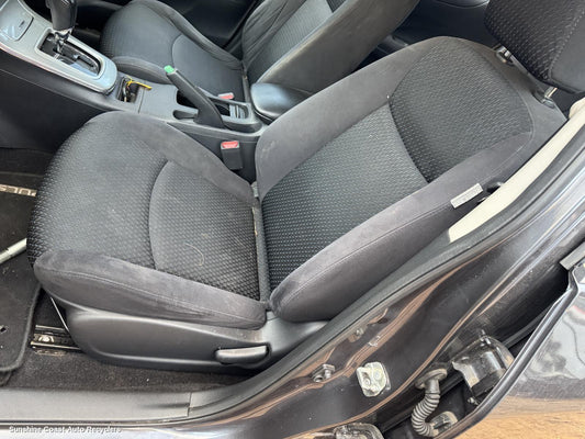 2013 Nissan Pulsar Front Seat