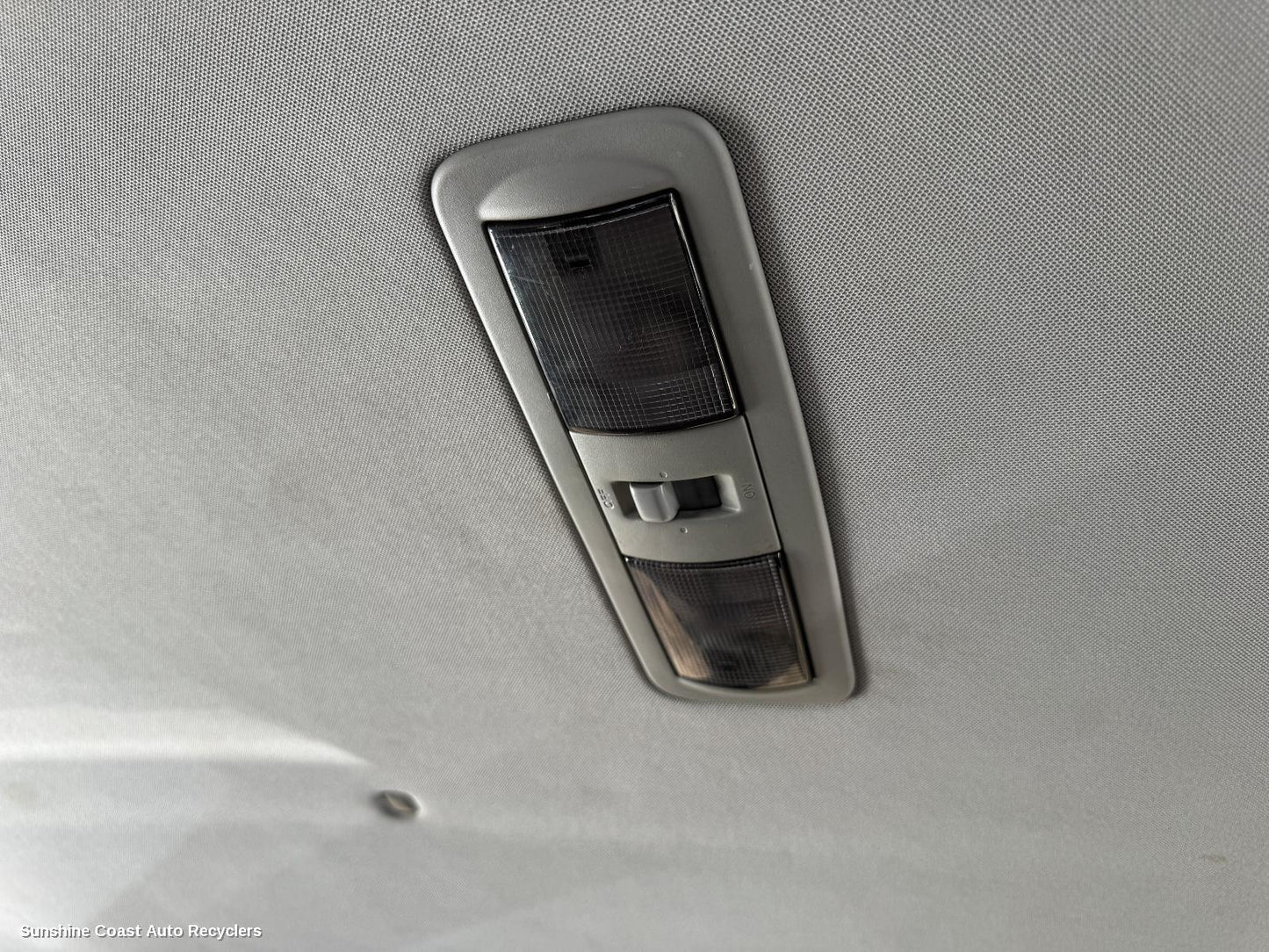 2012 Nissan Pathfinder Courtesy Light