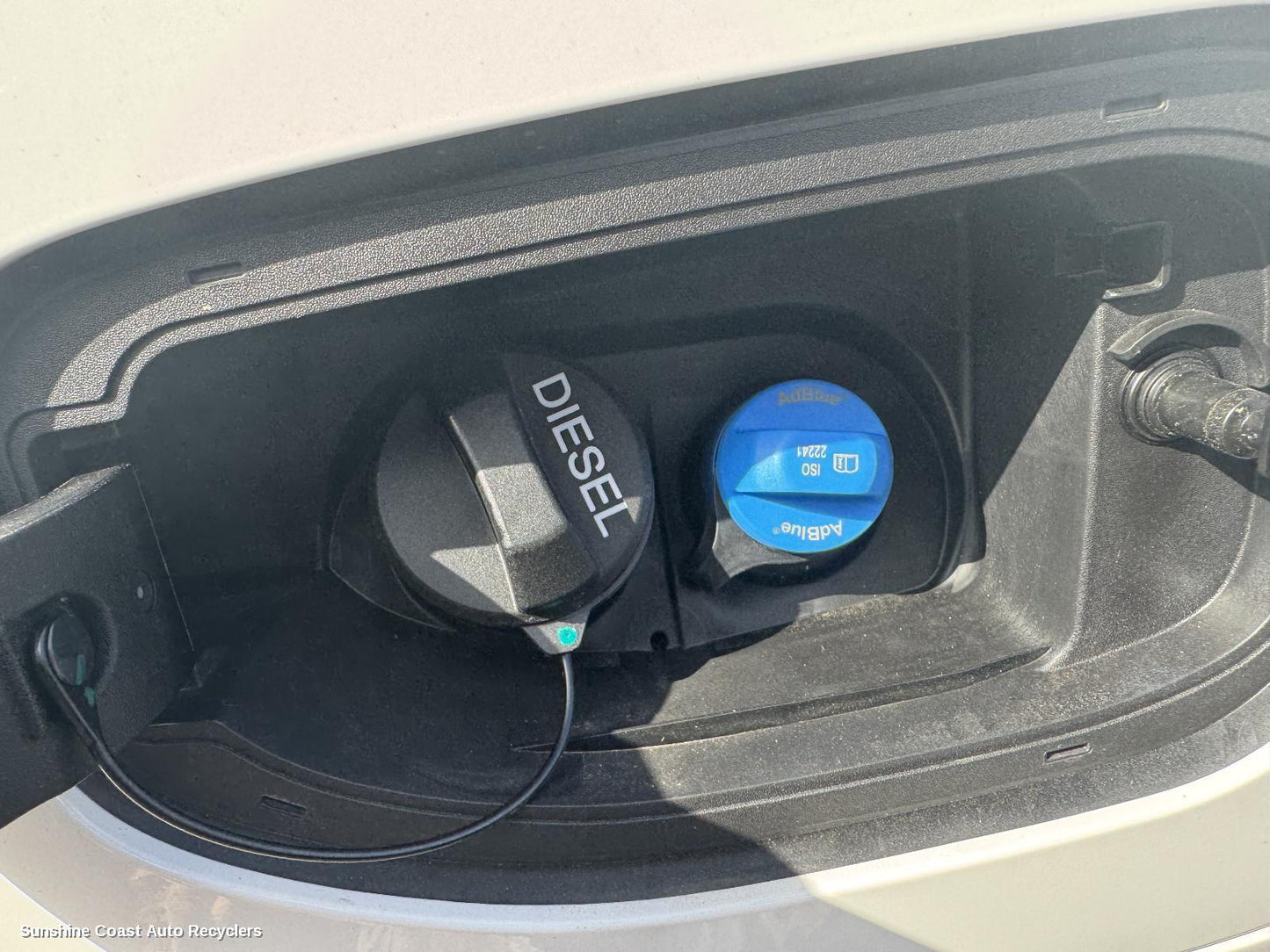 2024 Ford Everest Fuel Door   Filler