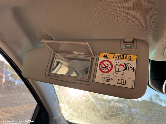 2015 Holden Cruze Sunvisor