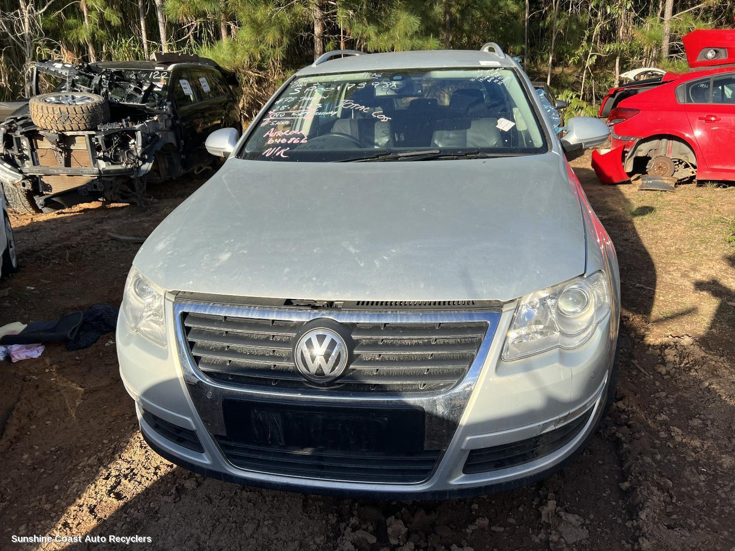 2010 Volkswagen Passat Headrest