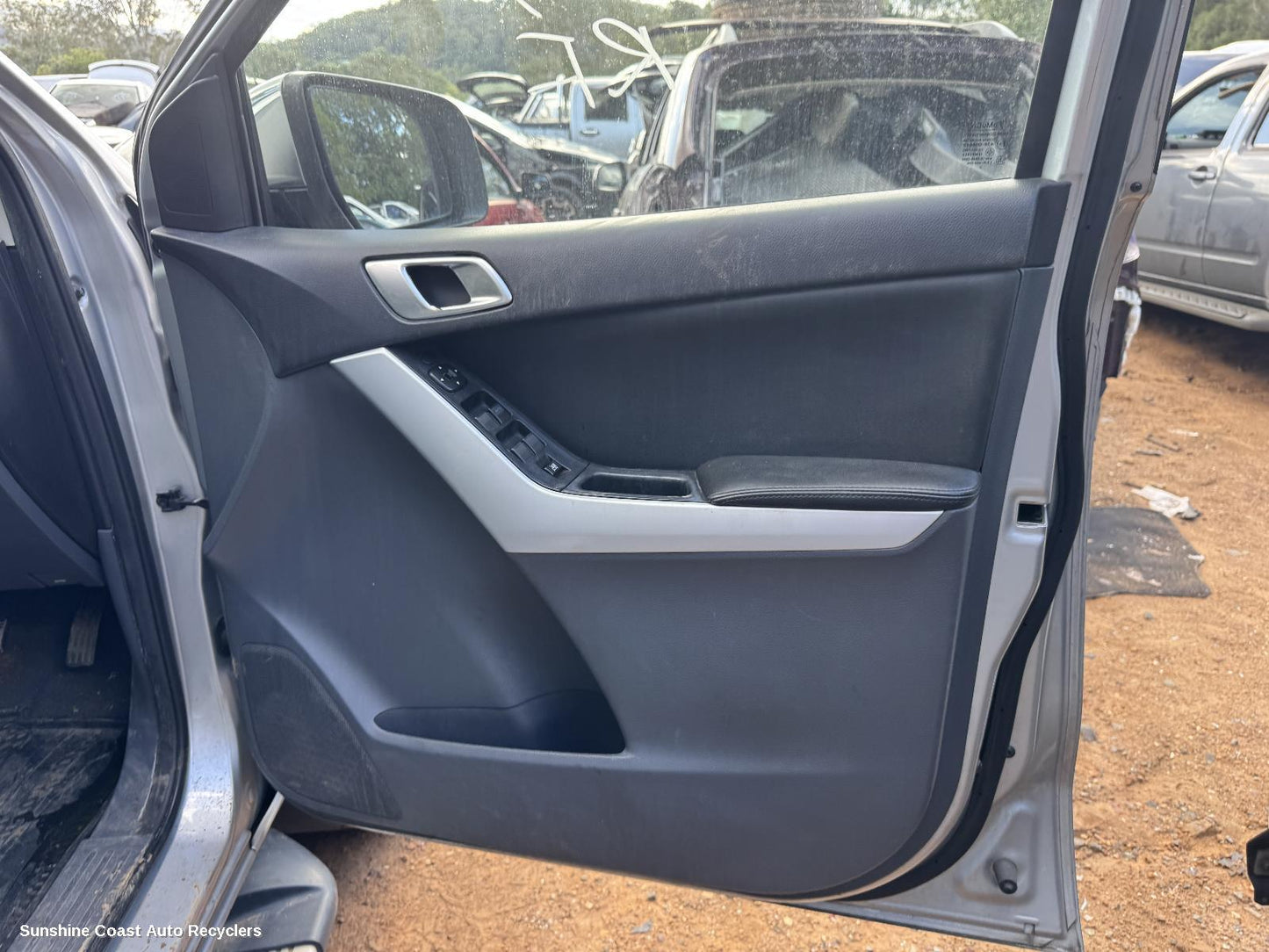 2013 Mazda Bt50 Door Trim