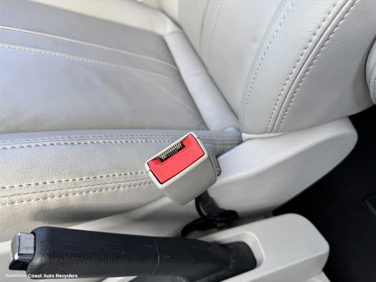 2018 Ldv G10 Seatbelt Stalk