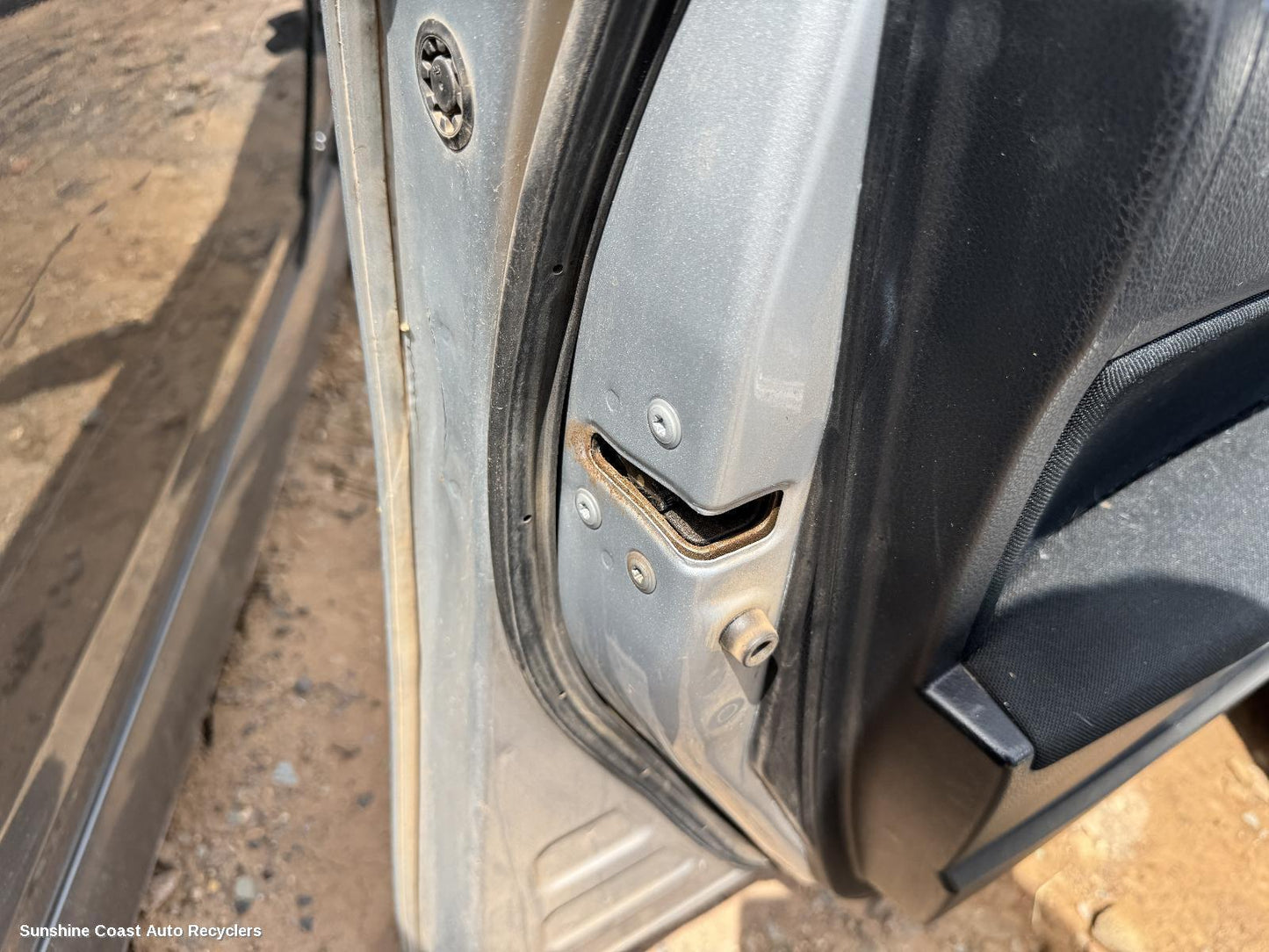 2013 Toyota Corolla Door Boot Gate Lock