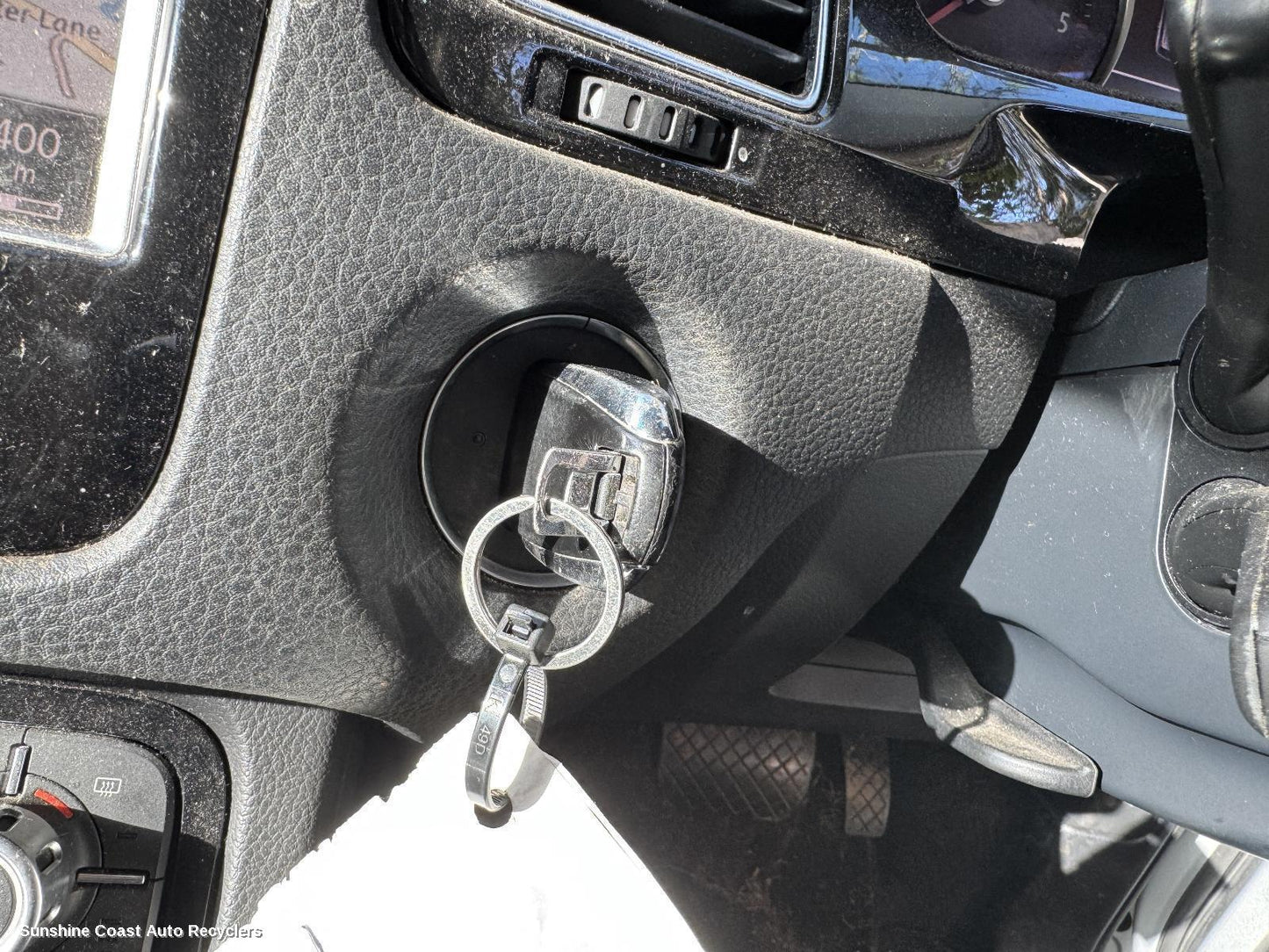 2011 Volkswagen Touareg Ignition W  Key