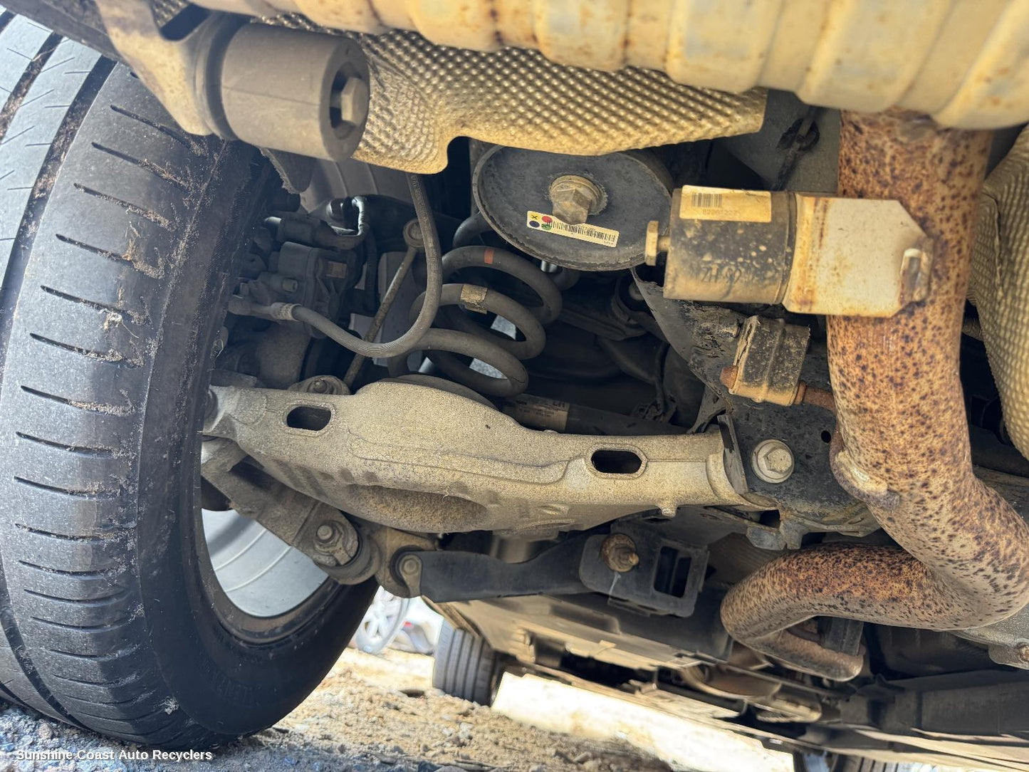 2016 Jaguar F Pace Shock Absorber