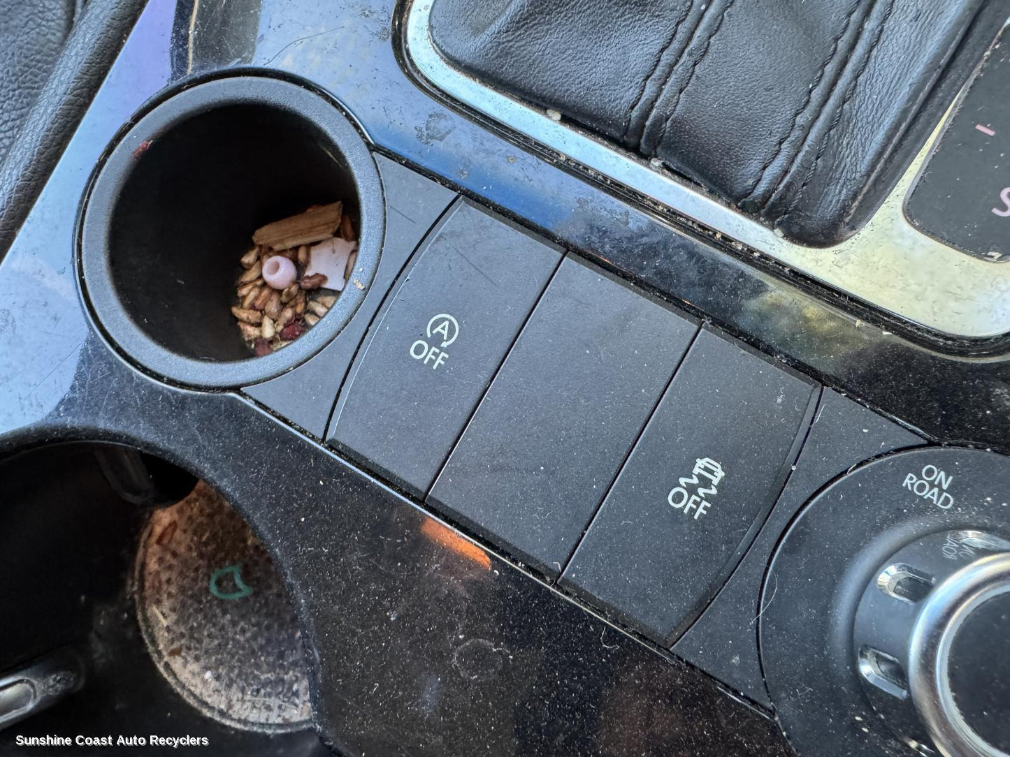 2011 Volkswagen Touareg Misc Switch Relay