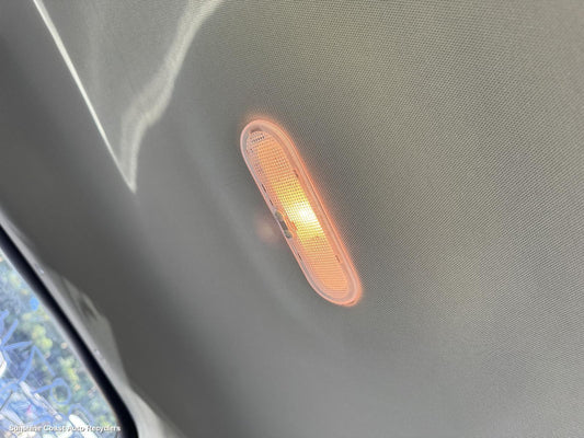 2015 Nissan Qashqai Courtesy Light