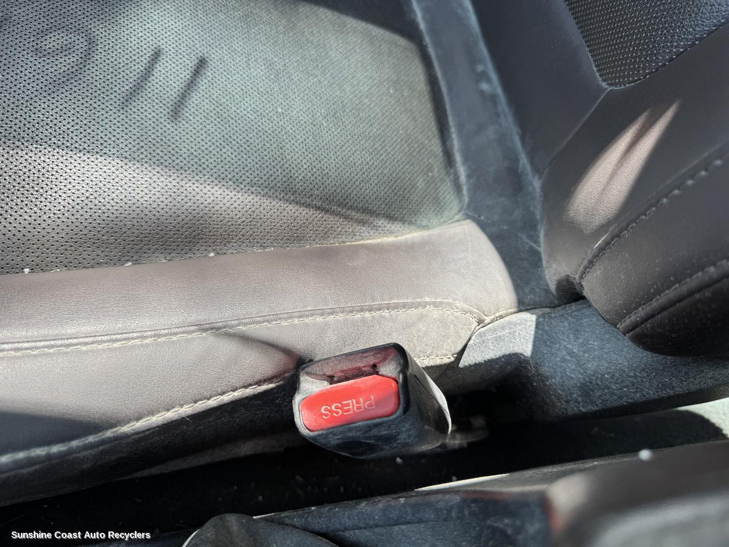 2022 Mazda Bt50 Seatbelt Stalk