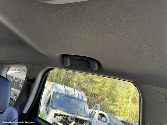 2010 Mitsubishi Outlander Grab Handle