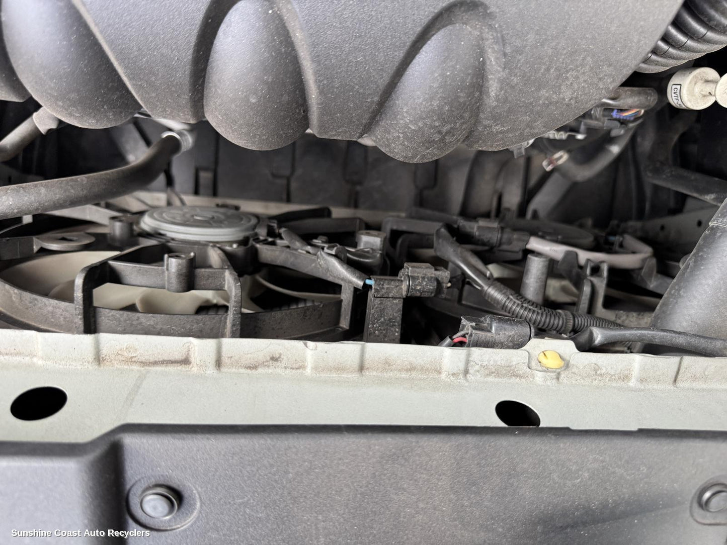 2013 Mitsubishi Outlander Fan