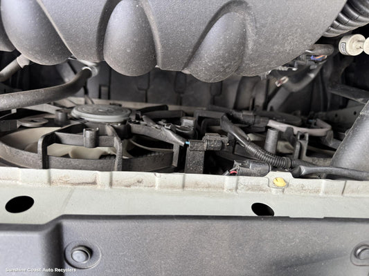 2013 Mitsubishi Outlander Fan