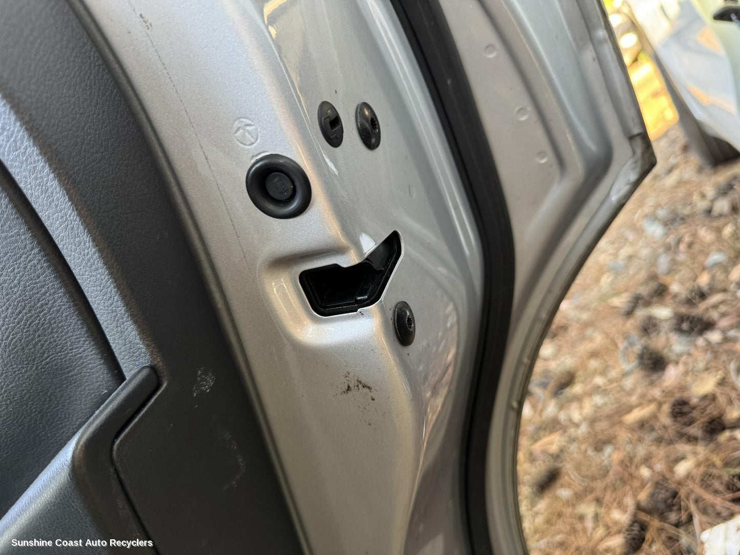 2011 Volkswagen Touareg Door Boot Gate Lock