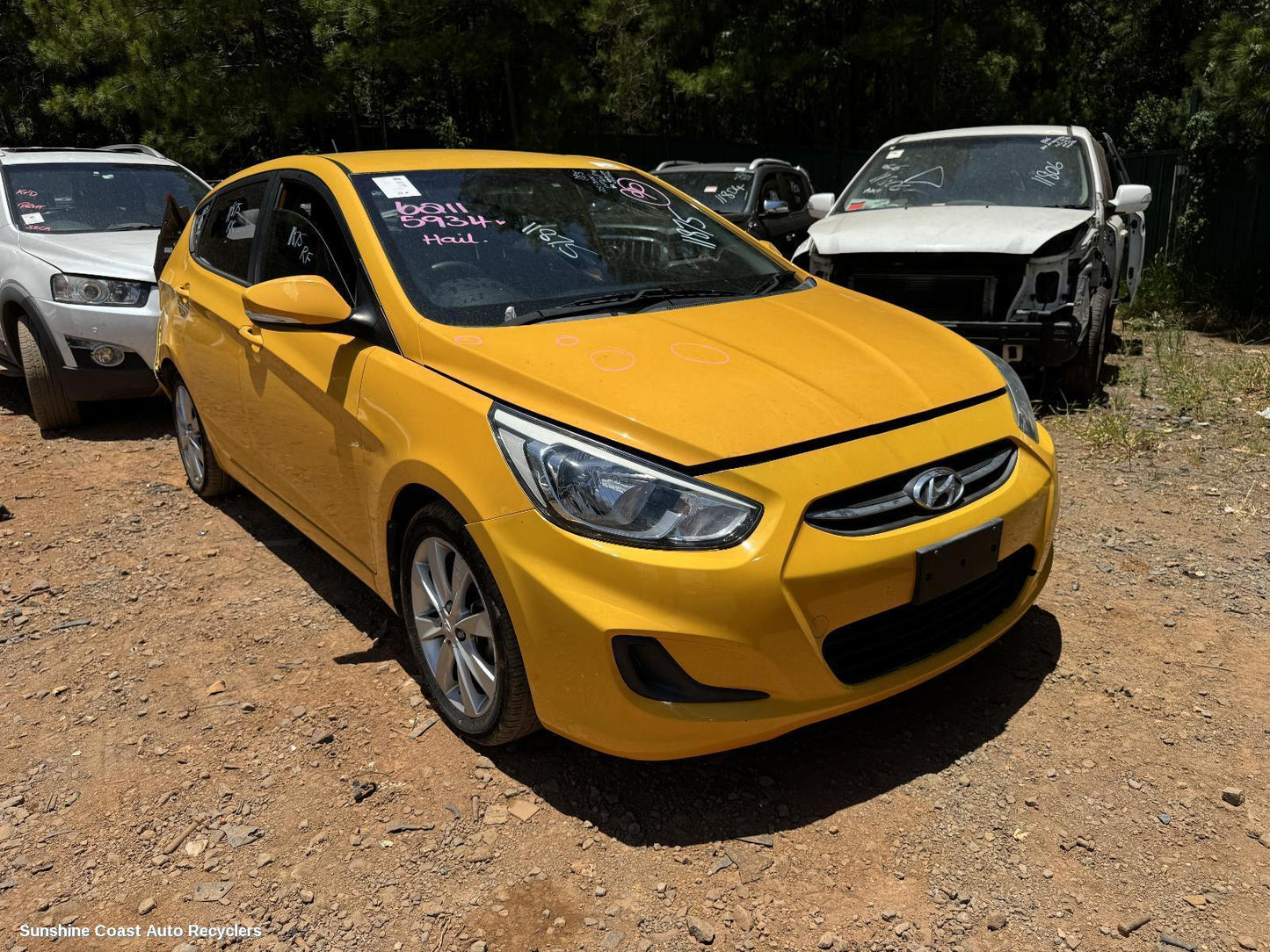 2015 Hyundai Accent Right Guard