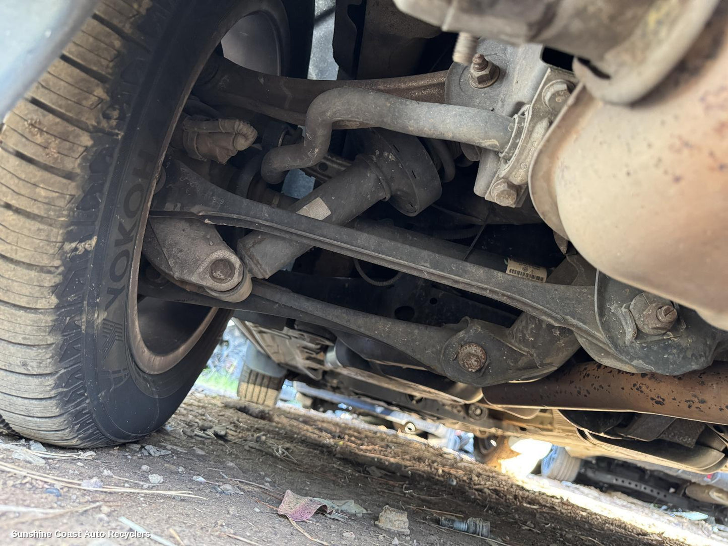2012 Volkswagen Touareg Left Rear Strut