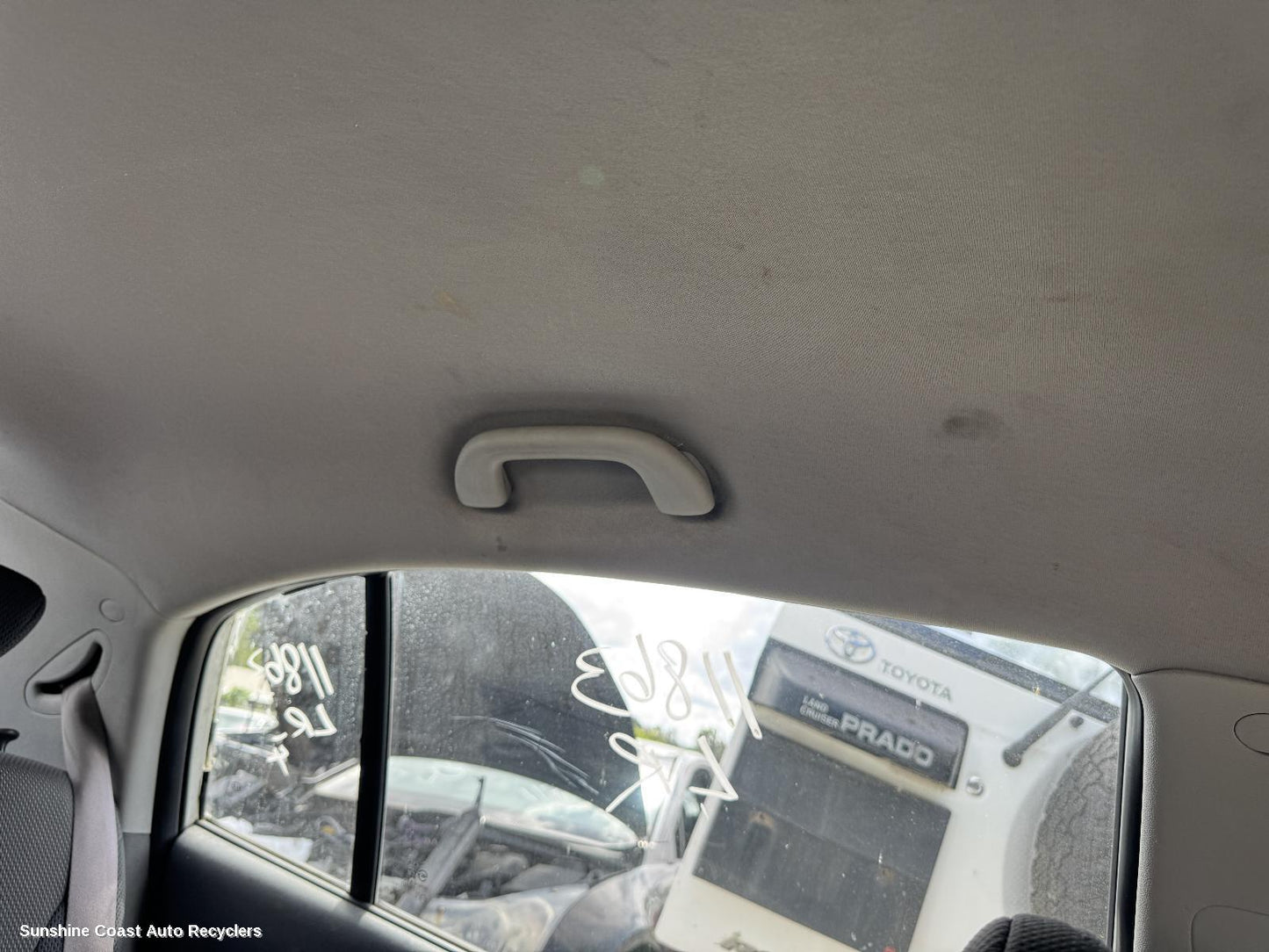 2007 Kia Rio Grab Handle