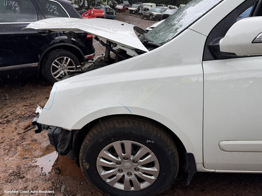 2012 Kia Carnival/grand Carnival Left Guard