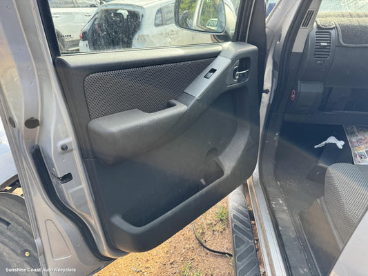 2007 Nissan Navara Left Front Window Reg Motor