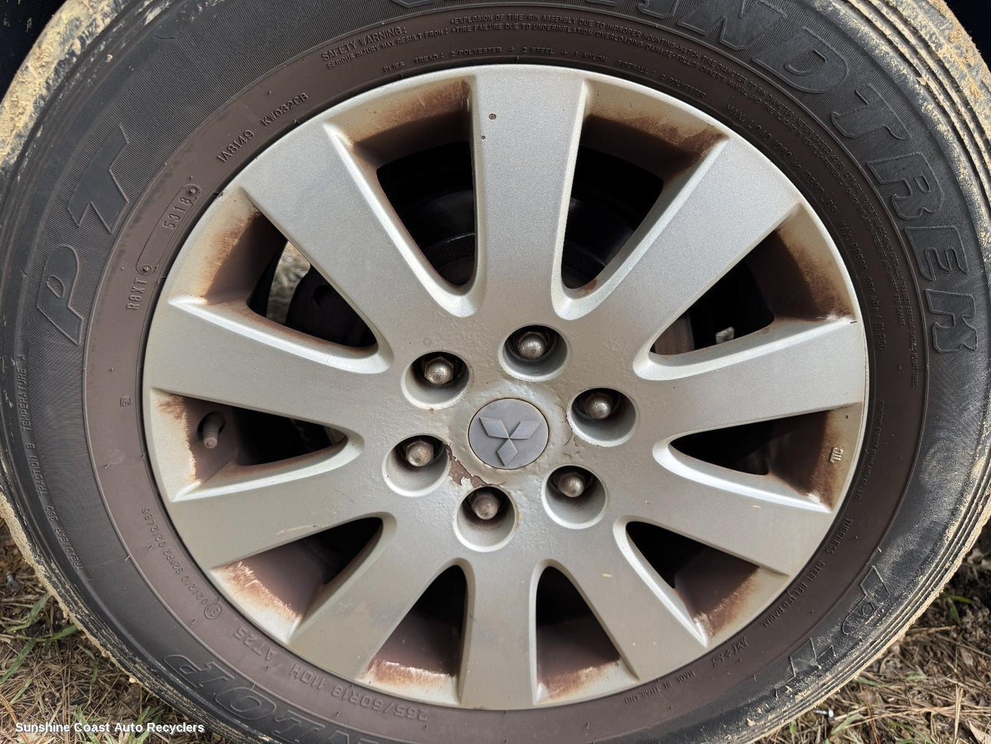 2007 Mitsubishi Pajero Right Guard Liner