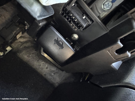 2017 Suzuki S-cross Bonnet Release