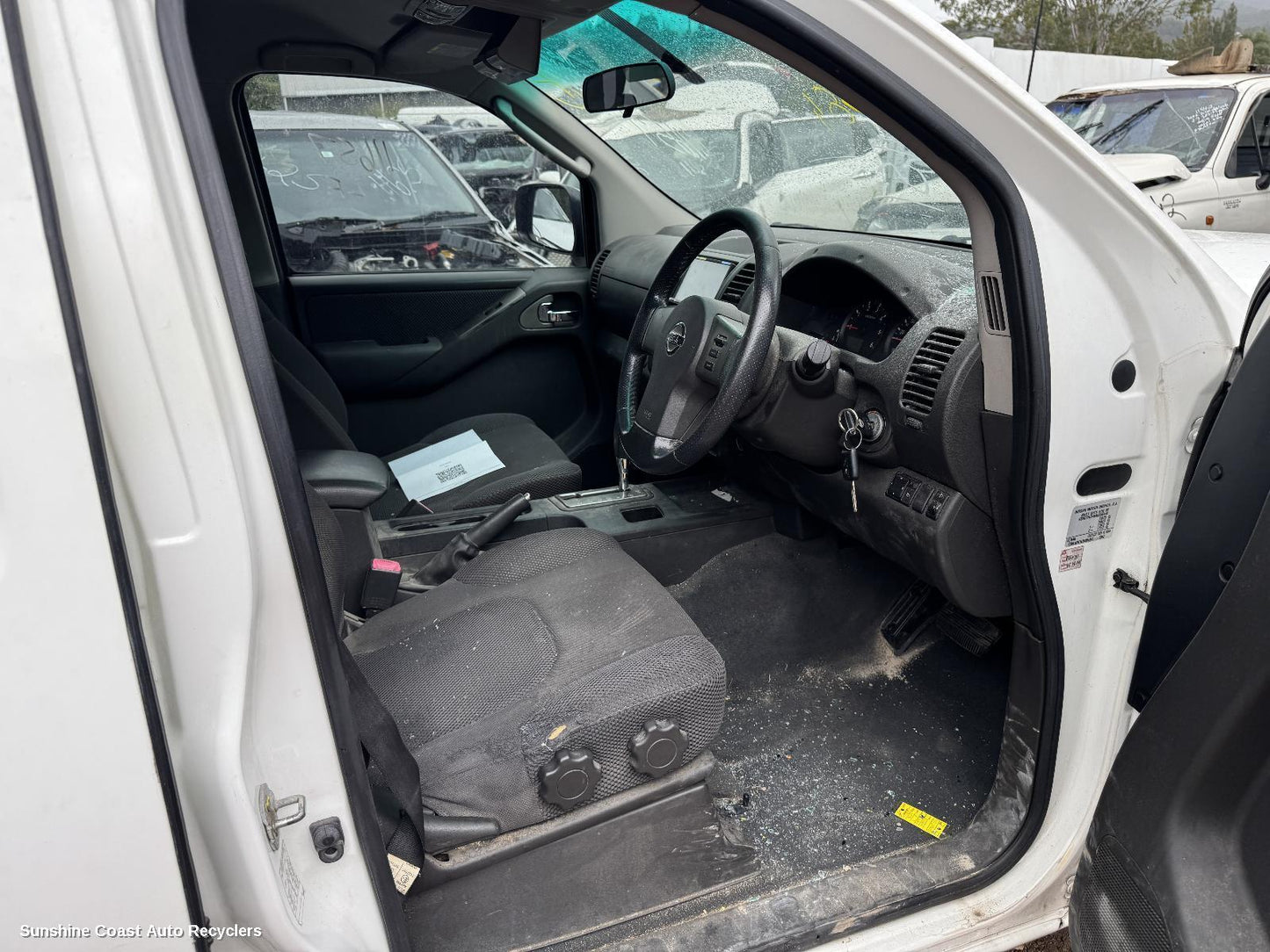 2009 Nissan Navara Right Guard