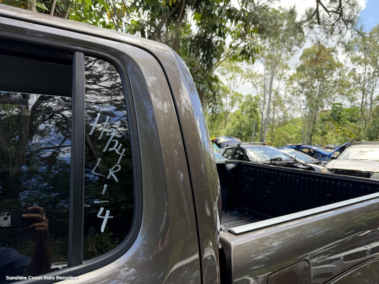 2010-2022 Volkswagen Amarok Left Rear 1 4 Door Glass