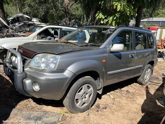 2003 Nissan Xtrail Manifold