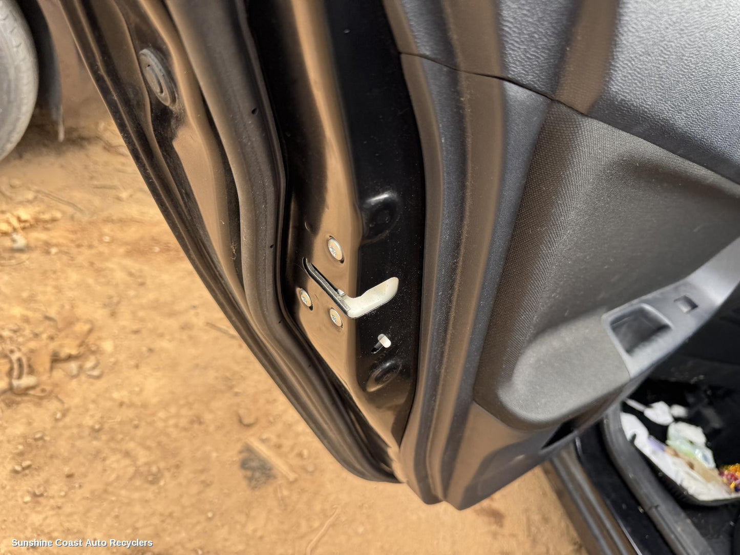 2010 Mitsubishi Lancer Door Boot Gate Lock