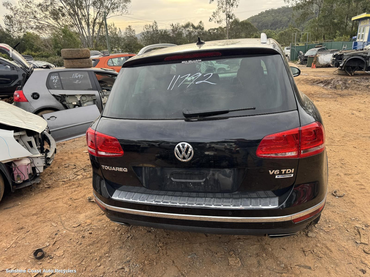 2016 Volkswagen Touareg Rear Bumper