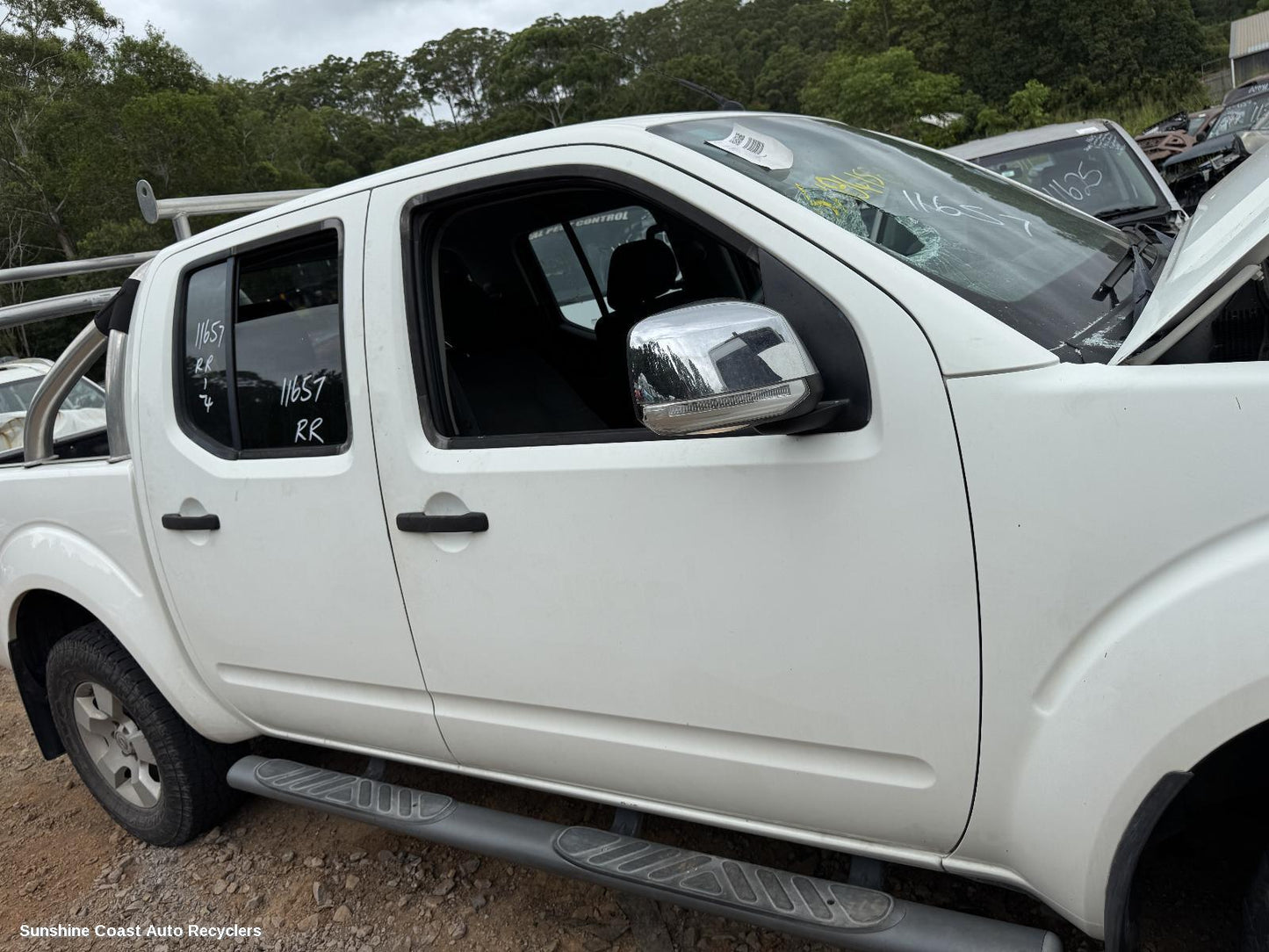 2009 Nissan Navara Side Step Skirt