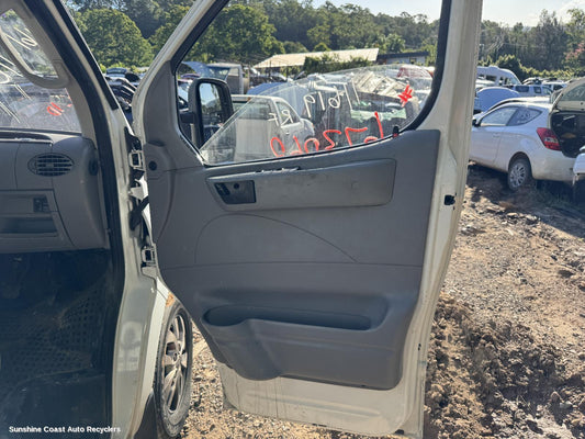 2020 Ldv V80 Door Trim