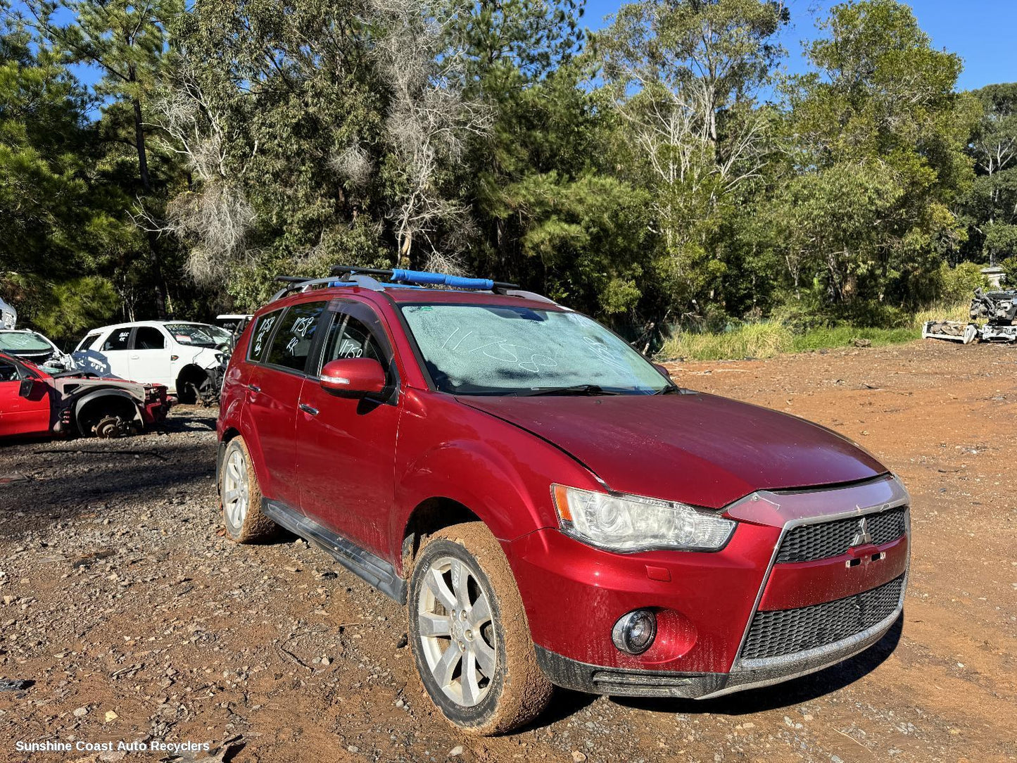 2010 Mitsubishi Outlander Bonnet Lock Support