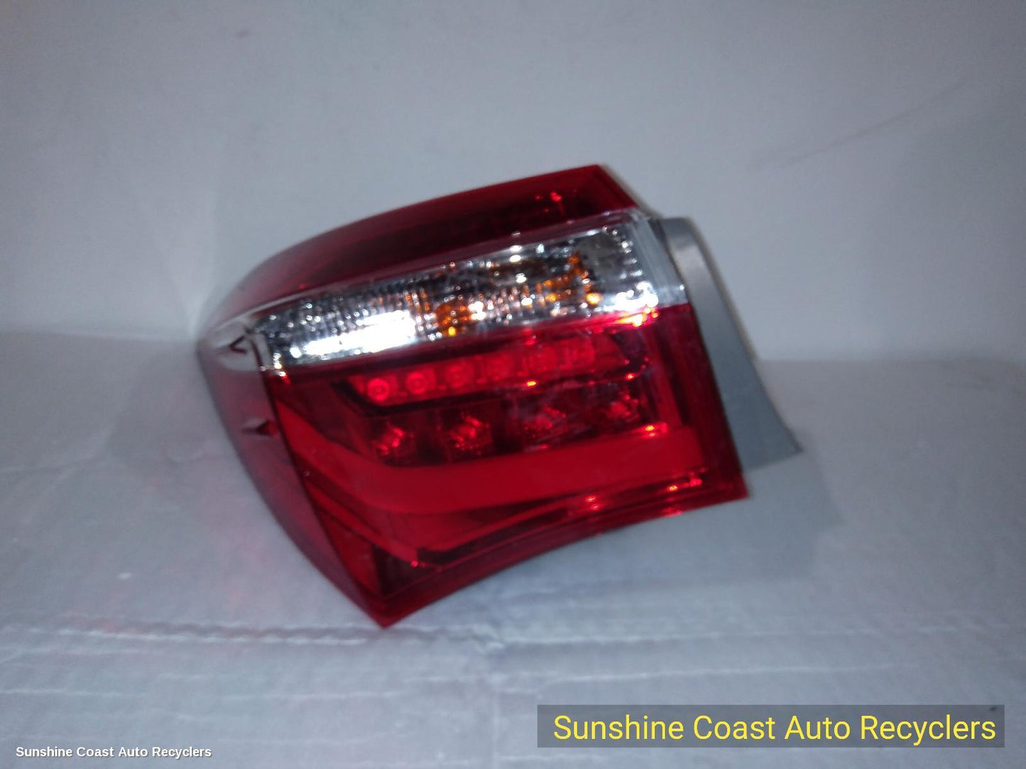 2014 Toyota Corolla Left Taillight