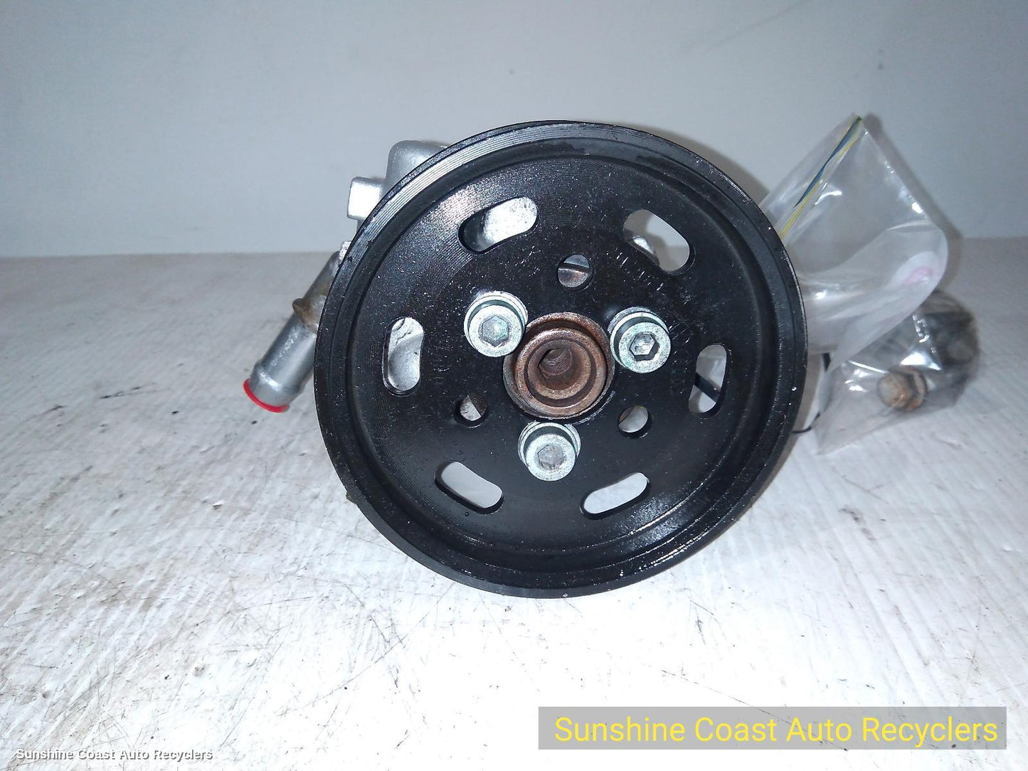 2006 Volkswagen Transporter Steering Pump