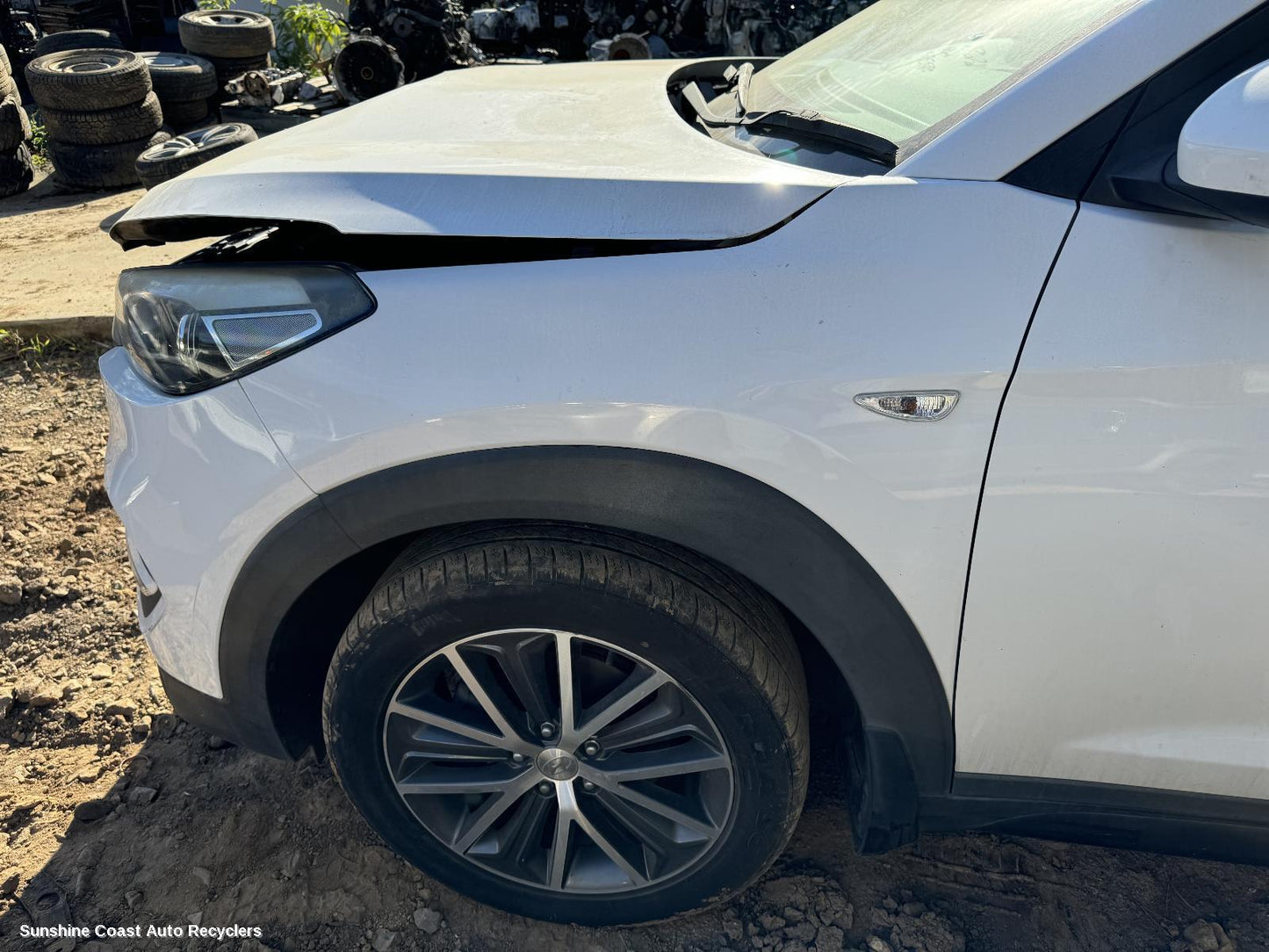 2015 Hyundai Tucson Left Guard