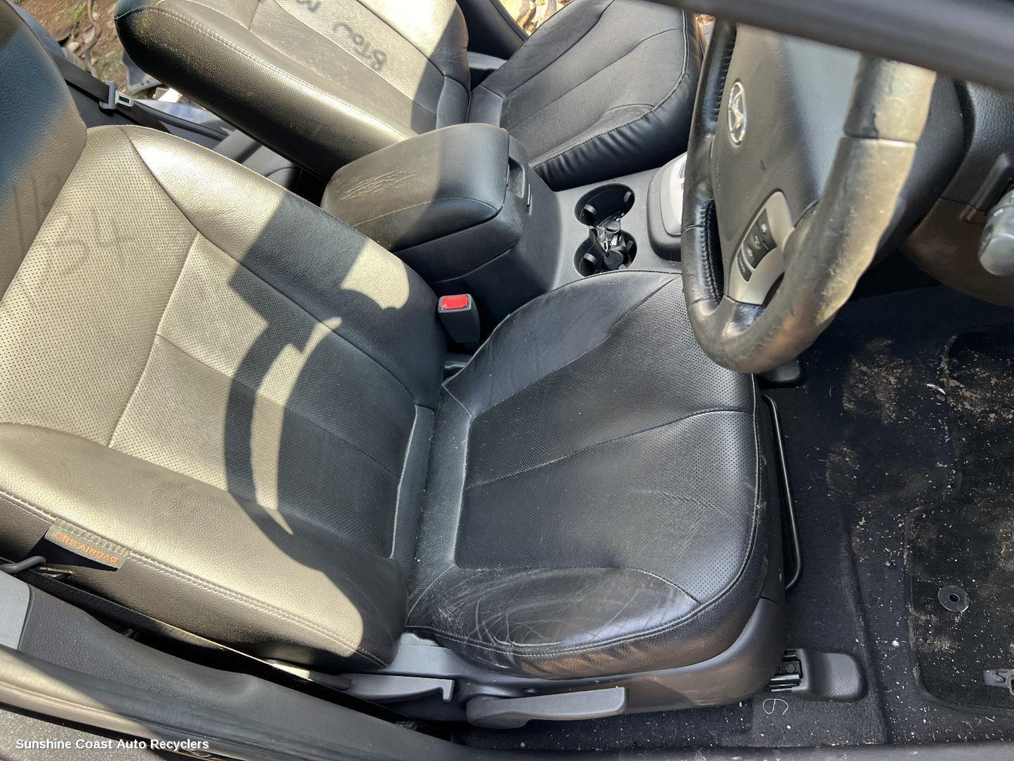 2012 Hyundai Santa Fe Front Seat