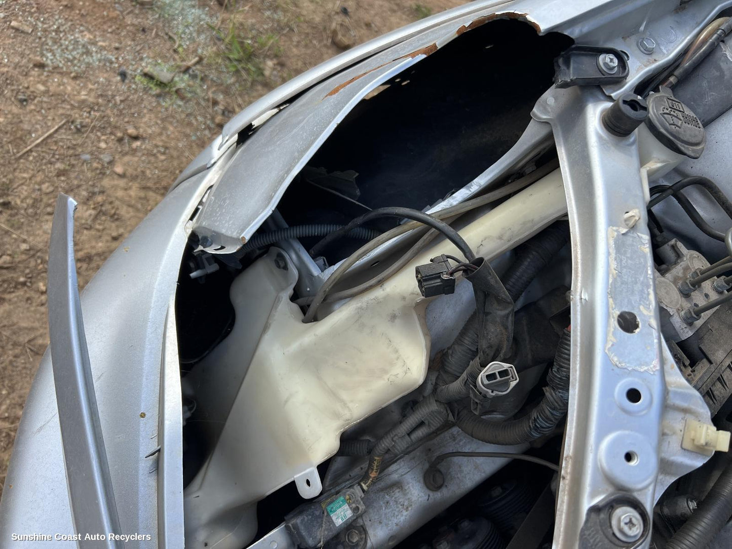 2002 Toyota Rav4 Washer Bottle