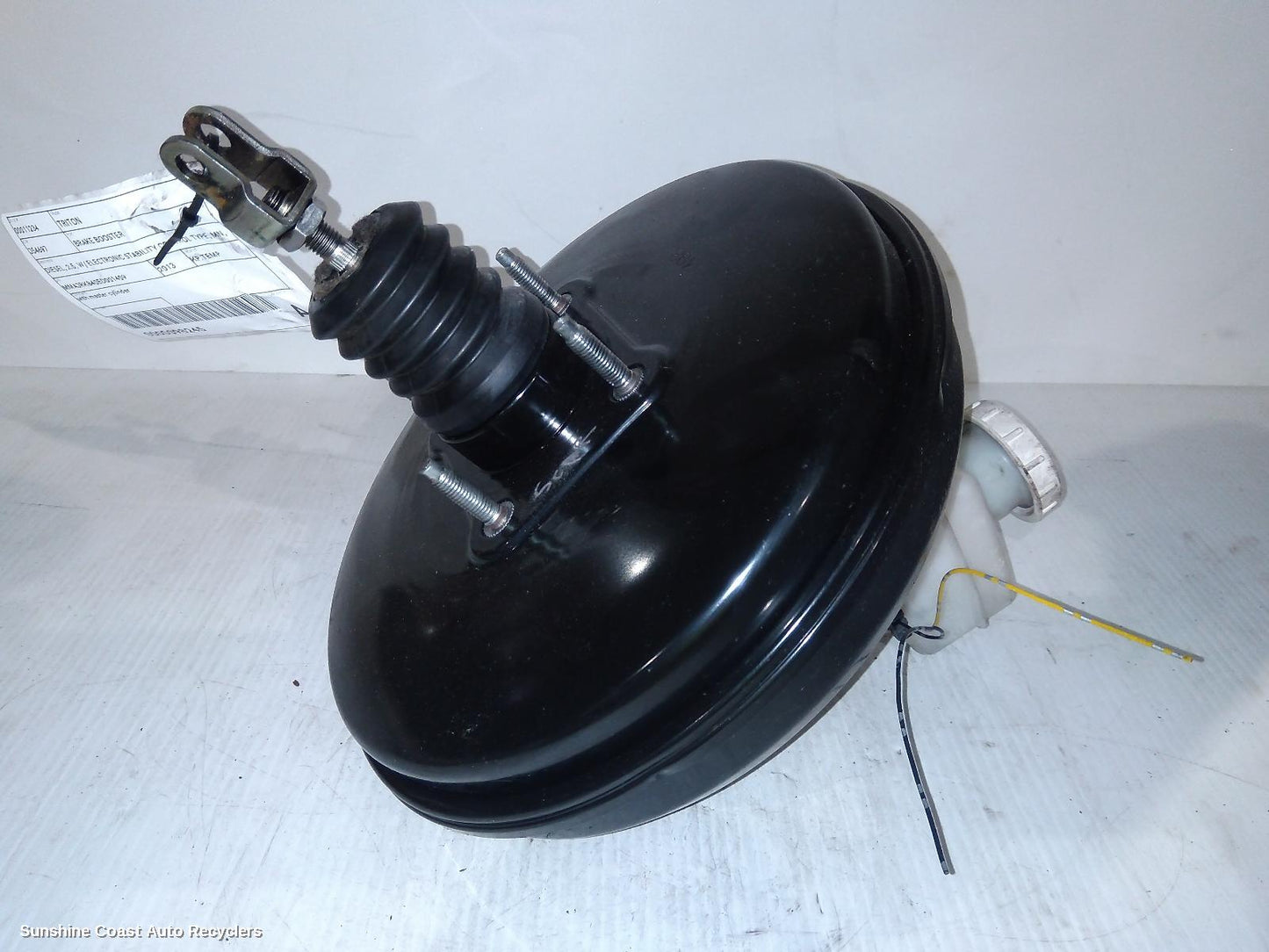 2013 Mitsubishi Triton Brake Booster