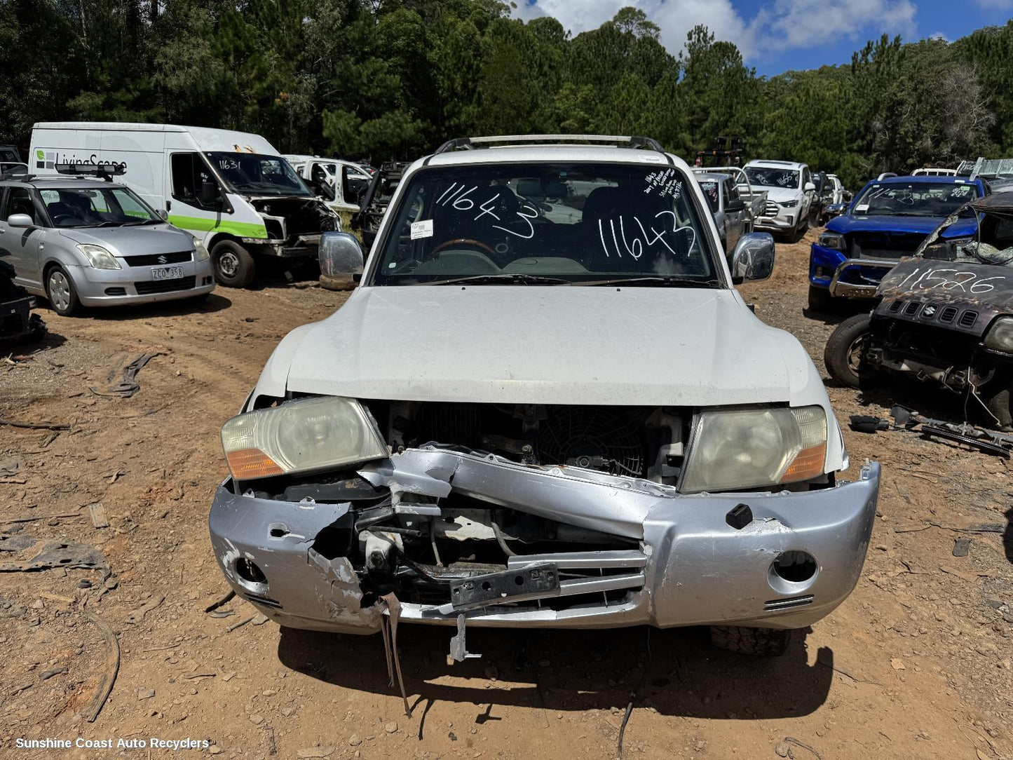 2006 Mitsubishi Pajero Right Rear Side Glass