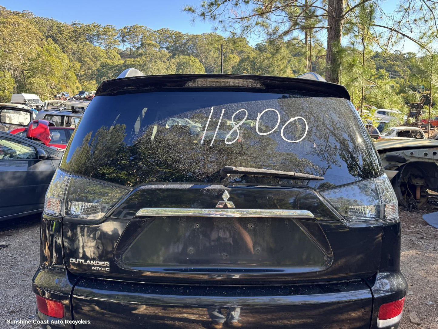 2010 Mitsubishi Outlander Rear Garnish