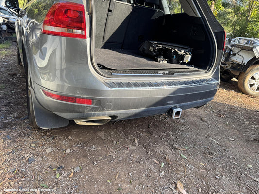 2012 Volkswagen Touareg Rear Bumper